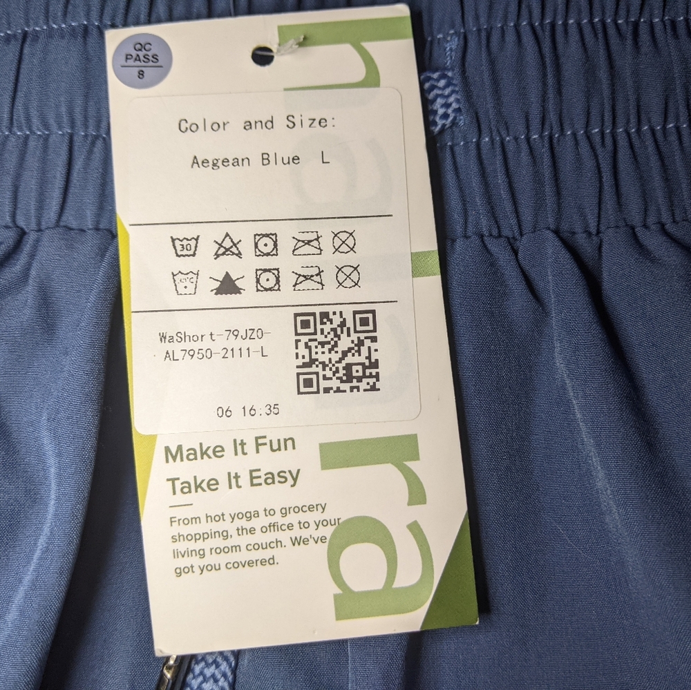 [NWT] Halara - High-Rise Contrast Trim 2.5" Shorts | Large | Aegean Blue - Picture 8 of 13